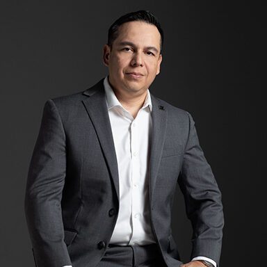 Peter Ruiz